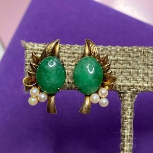 💛 Vintage 14k Yellow Gold 10.43ct Jade & White Pearl Clip On Earrings